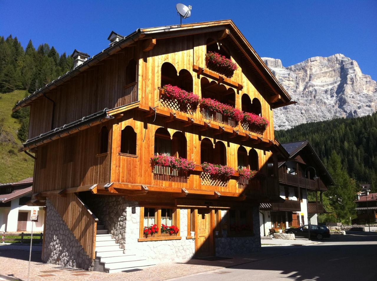 Romantic Chalet Dolomiti วัล ดี โซลโด ภายนอก รูปภาพ